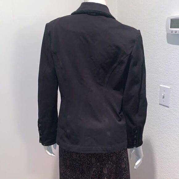 ST. JOHN BLAZER SIZE S - Picture 3 of 8